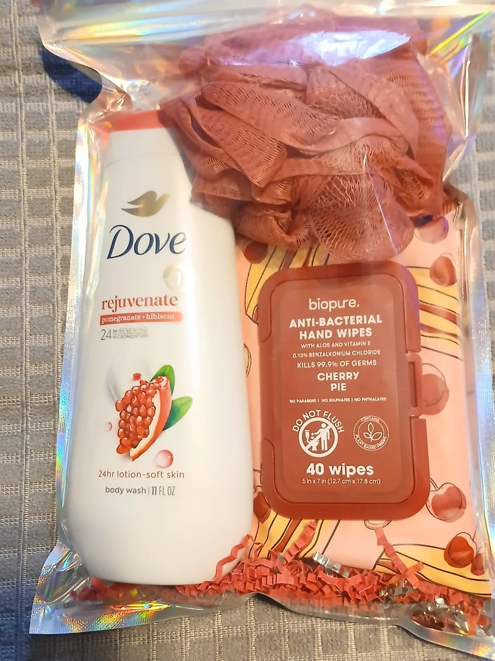 Rejuvenate Body Wash & Hand Wipes Self Care Set